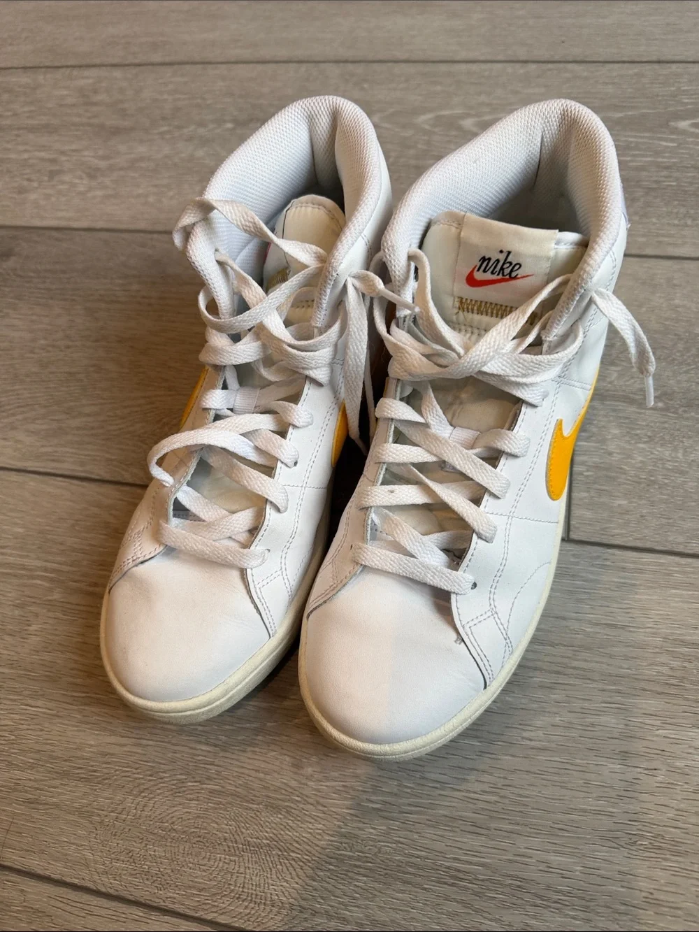 Nike court royale 2 dunk High-Top White Leather Sneaker with Yellow Swoosh 8.5